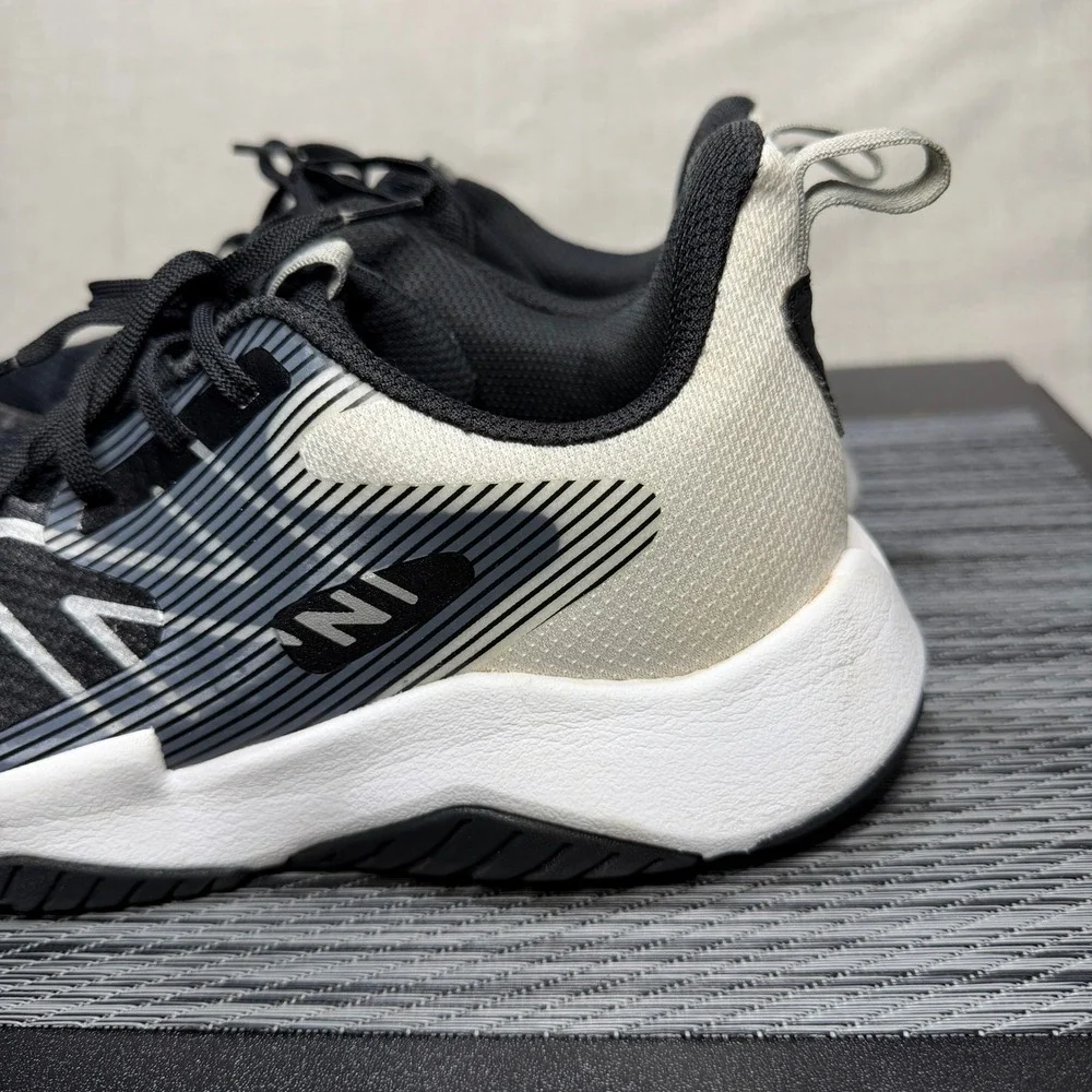 New Balance Rave Run V2 Shoes - Womens 6.5 - Black DynaSoft Running